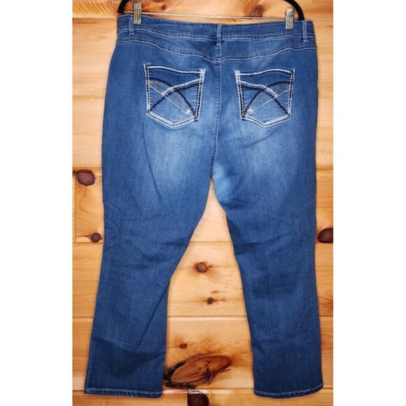 CATO Premium Jeans Women Classic Size 16 Mid Rise Denim Embroidered Pockets - Picture 12 of 16
